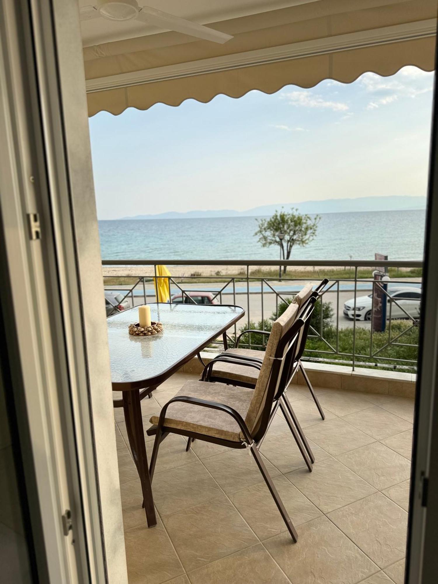 Sea 2 See Paralia Ofryniou Orfánion Екстериор снимка